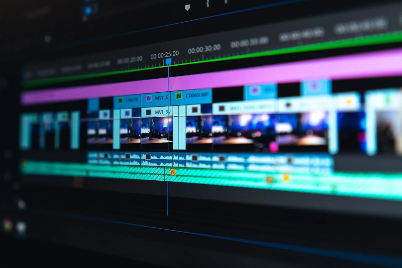 How 3 Freelancers Built $2K–$13K/Month Video Editing Businesses From Scratch